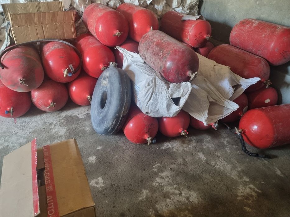 Metan 90 litirli balonlar bor yiliga qarab narxi chiqadi