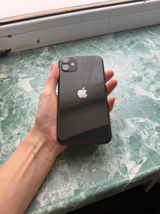 Продам iPhone 11 в идеале