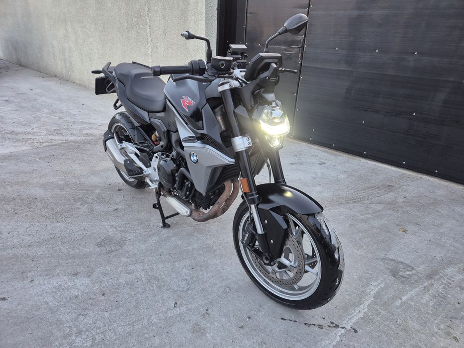 BMW F900R 2022 14.316km usor avariata