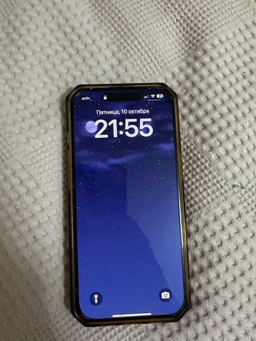 Продам Iphone 16 pro