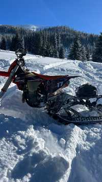 Vand KTM 450 înmatriculat cu  senila zăpadă inclusa