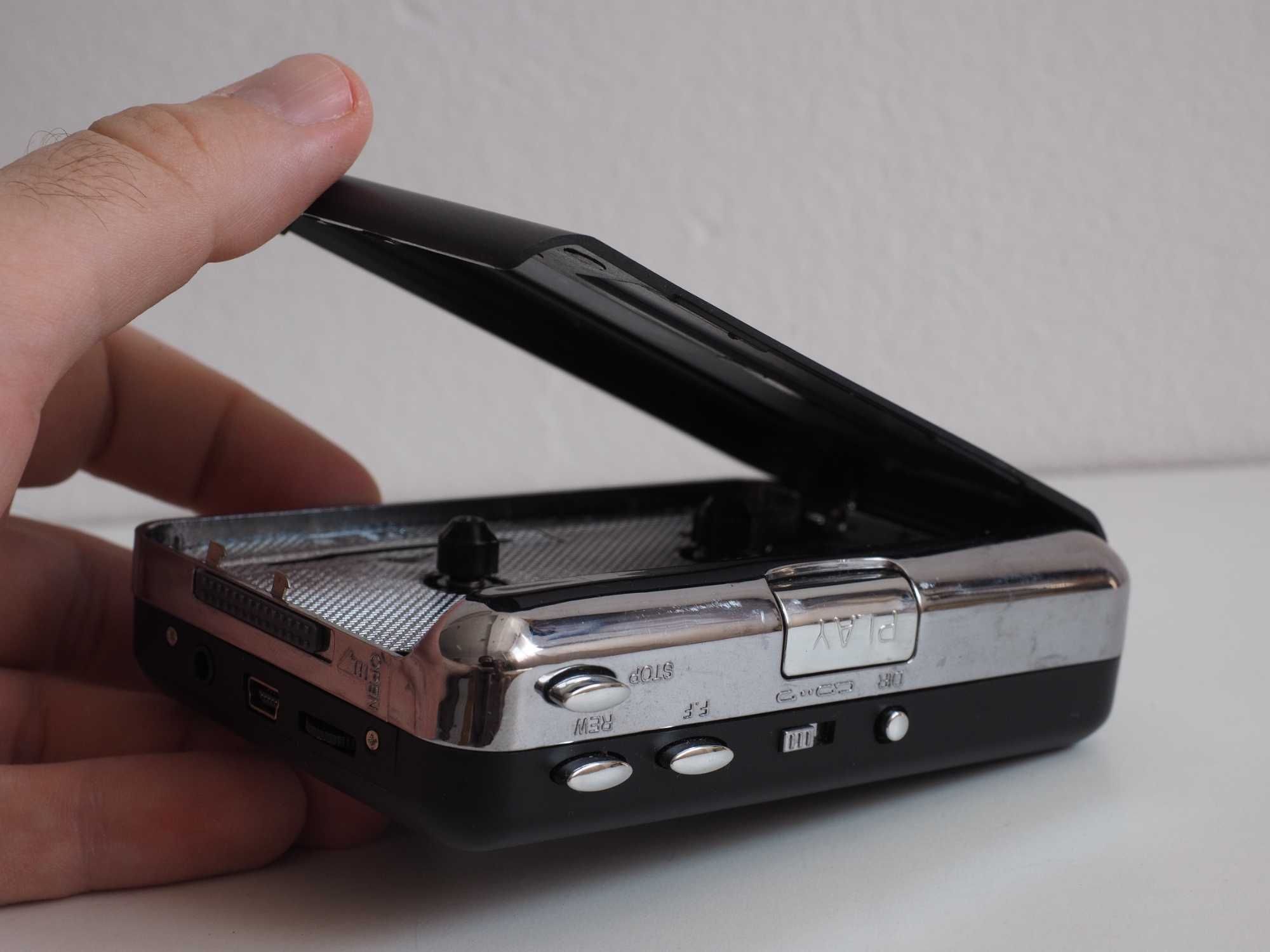 Casetofon Cassette to Digital (USB), funcțional, player retro, walkman