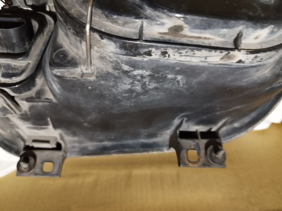 Продавам фарове за Golf4