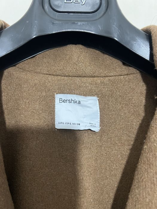 Дамско палто Bershka с паднал ръкав/ размер L