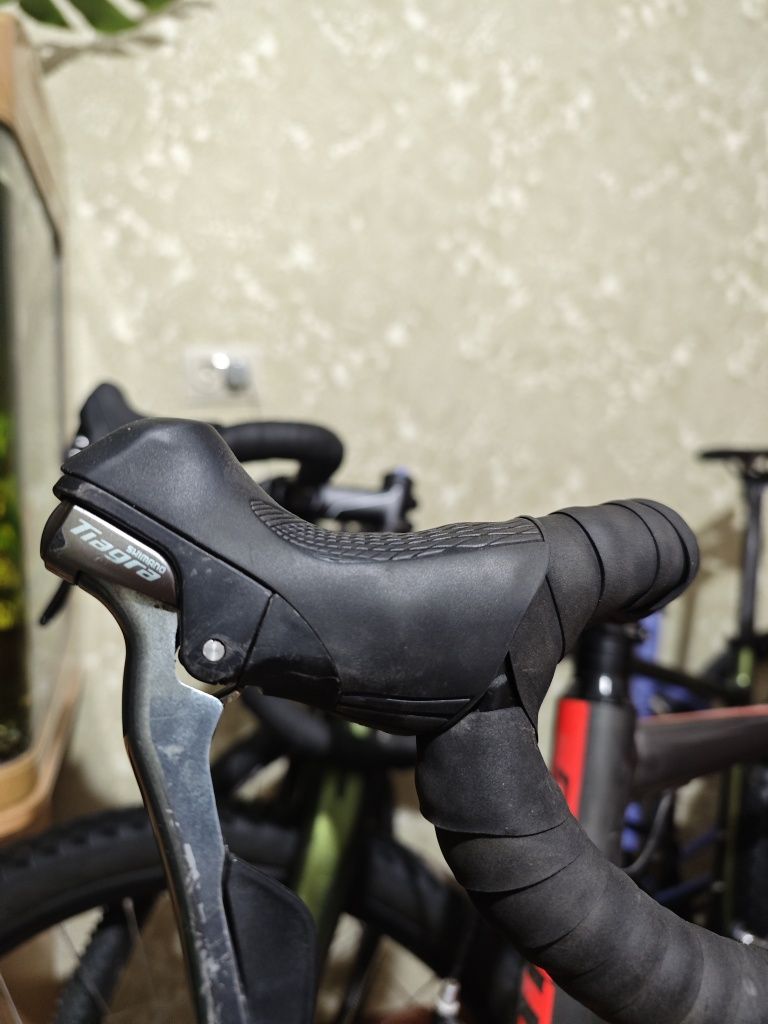 Велосипед giant CONTEND  CONTEND SL 2