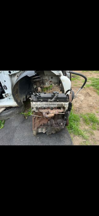 Motor renault megane 3 scenic 3 fluence 1.5 dci 90 cp k9k 834 euro 5