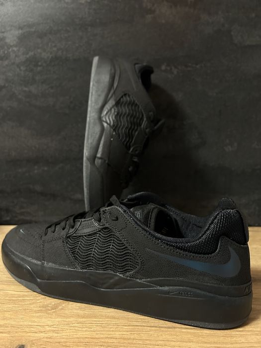 NIKE SB ISHOD premium обувки (black)