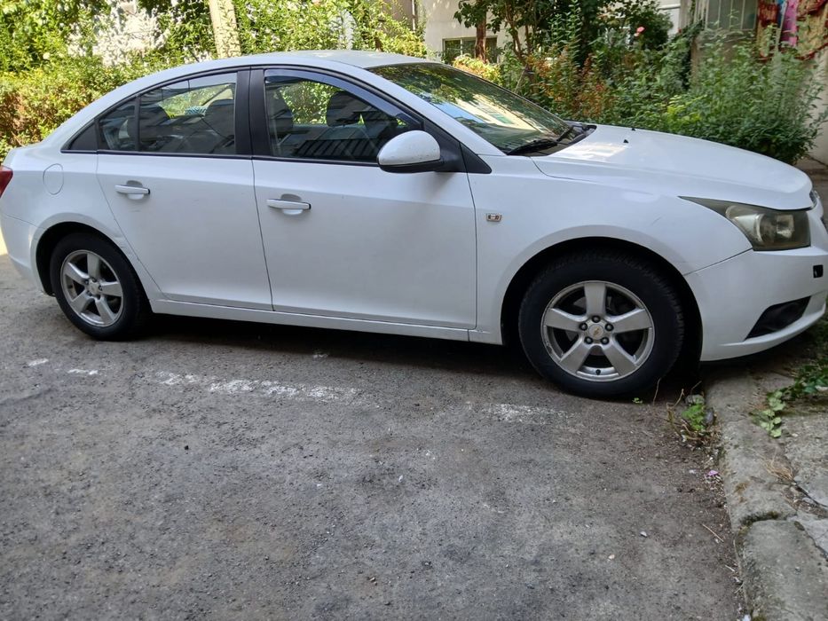 Chevrolet CRUZE 2010