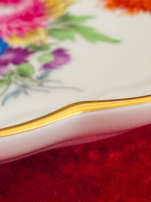 Meissen порцеланова чиния за сервиране , 26 см
