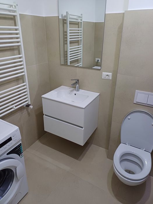 Inchiriez garsoniera