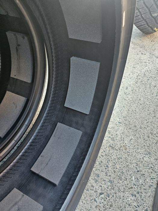 Anvelope iarna noi 285 30 22