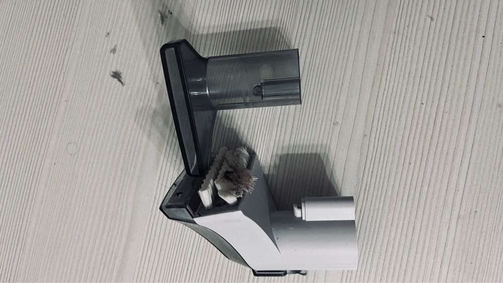 Моющий пылесос.