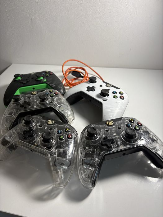 Джойстици контролери Xbox/PC с кабел