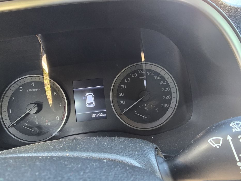 Vând Hyundai Tucson din 2018 proprietar unic.