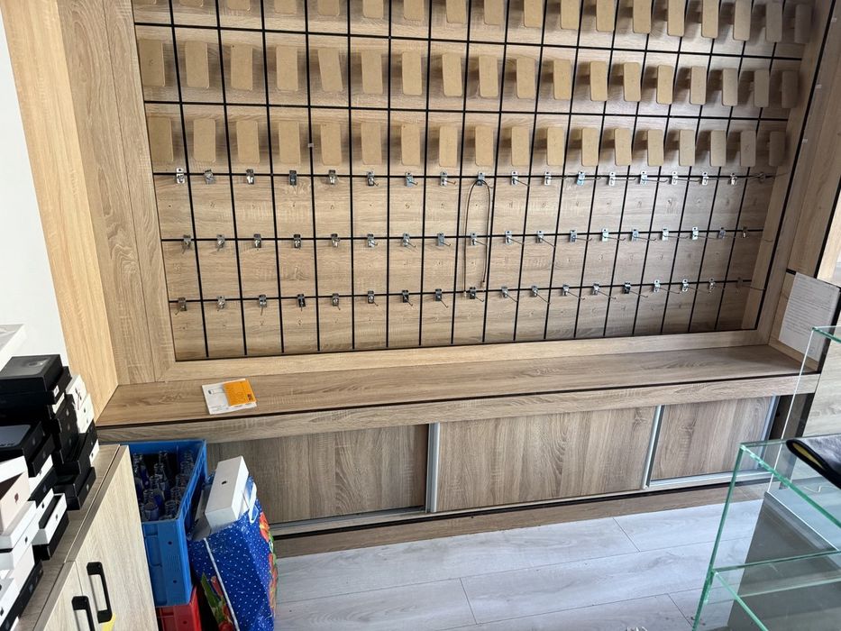 Telefon doʻkon mebel jihozlari