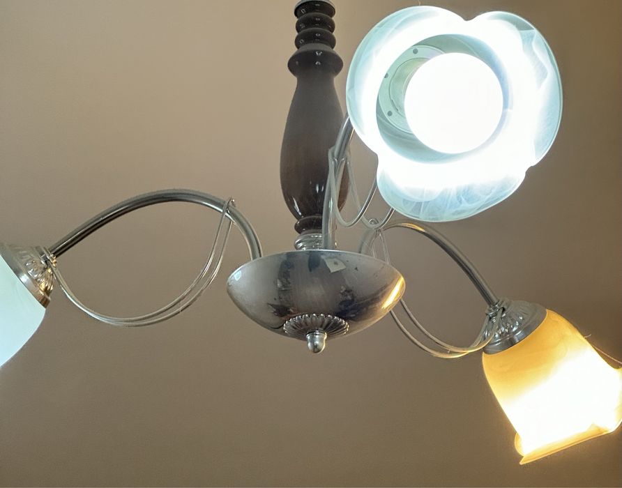 Люстры,светильники.Торг