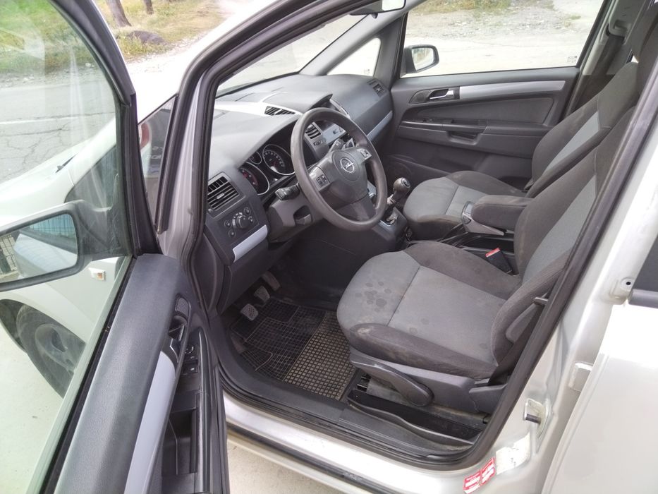 Опел Зафира 1.9 цдти 120 к.с.  / Opel Zafira 1.9 cdti САМО НА ЧАСТИ