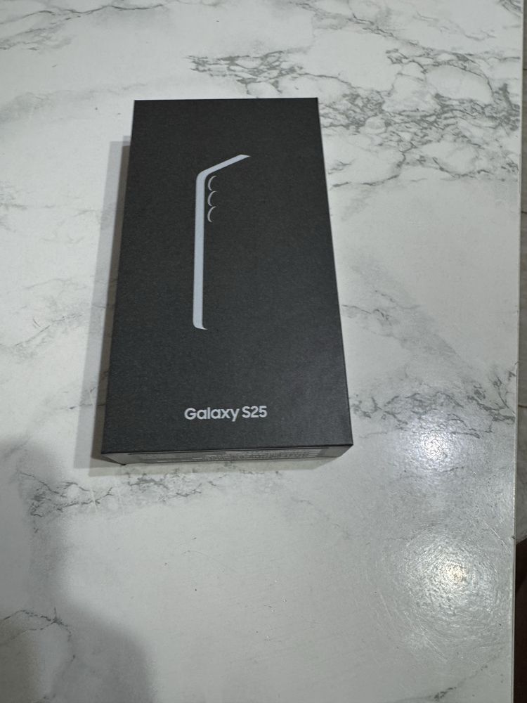 Samsung S25 256 gb