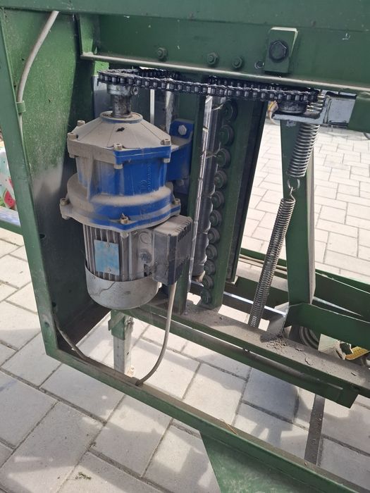 Masina de curatat,spalat panouri galbene cofraje doka ls 220V