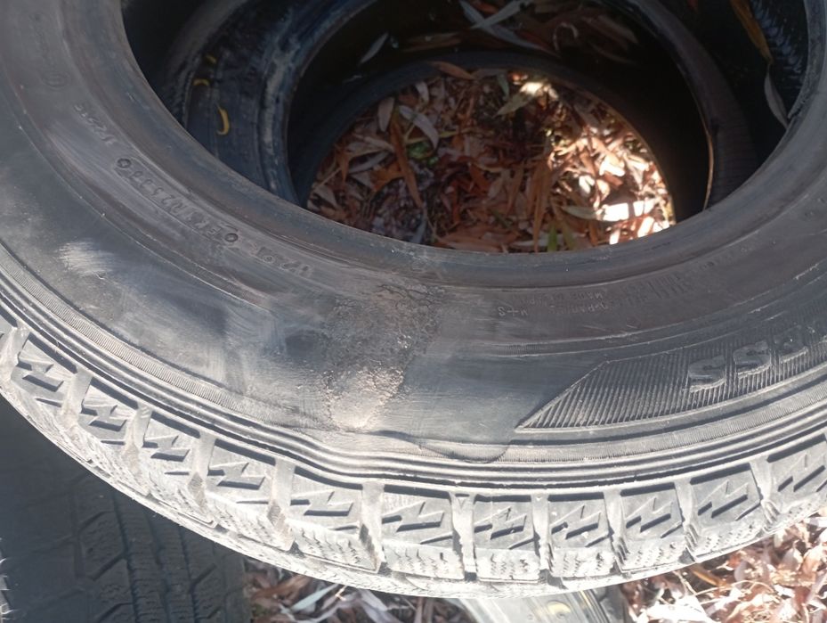 Пара шин на R15 Dunlop