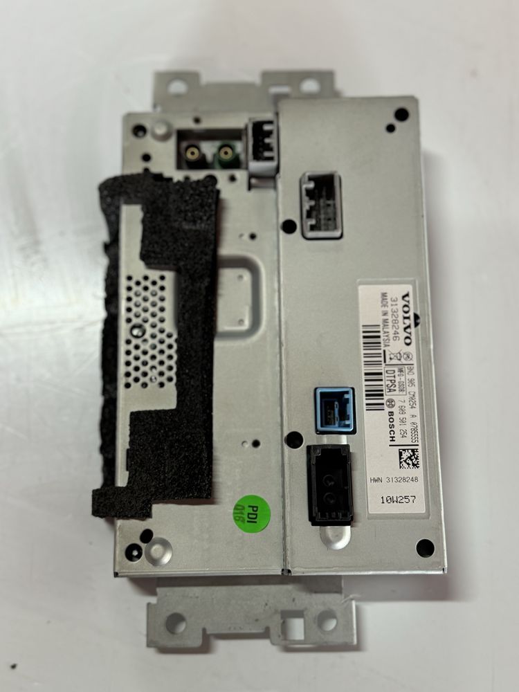 Display navigatie Volvo s60 v60 cod: 31328246 verificat GARANTIE