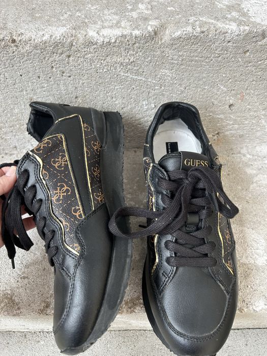 Мъжки обувки Guess
