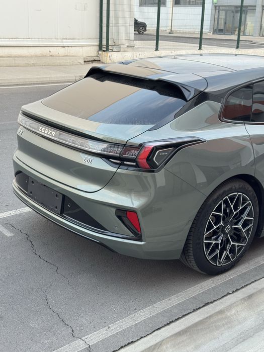 Zeekr 001 YOU/ с пробегом