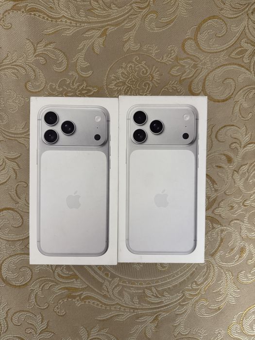 Продам айфон 17 про мах