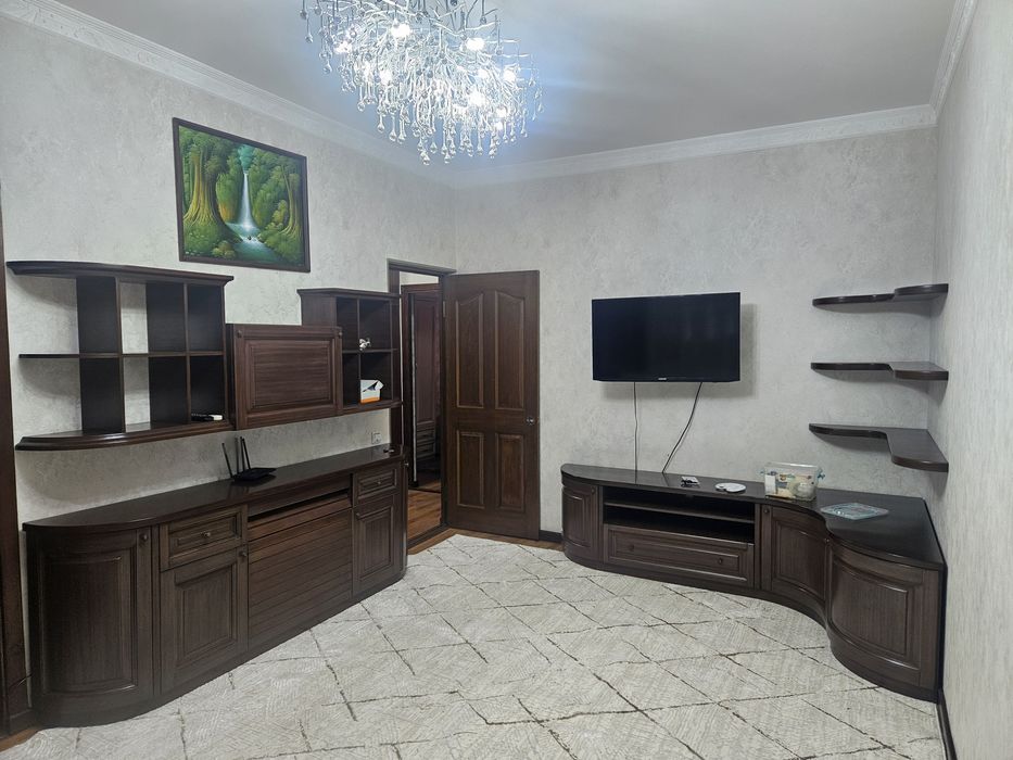 Сдам в аренду,  своя 3/2/4 Юнусабад