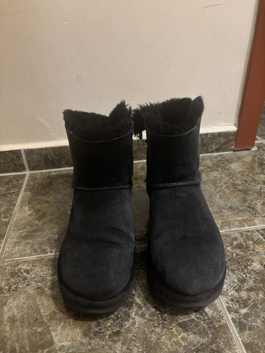 Черни ботуши UGG 38