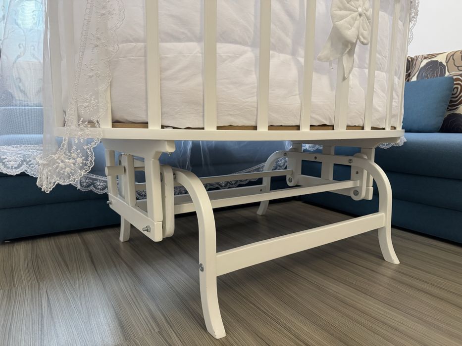 Pat bebe FAIRYTALE Mobexpert- saltea, așternut și baldachin incluse