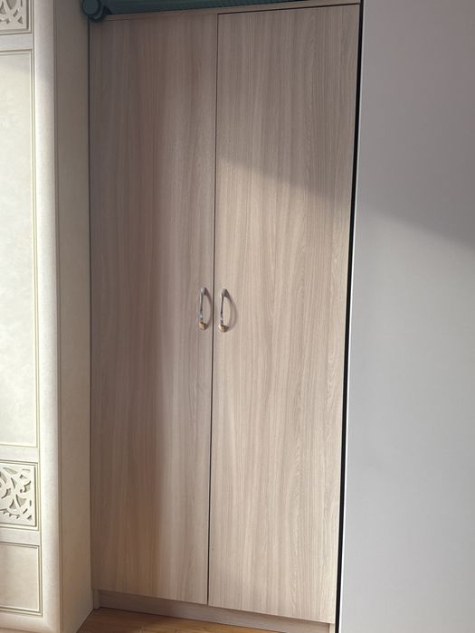 Шкаф плательный