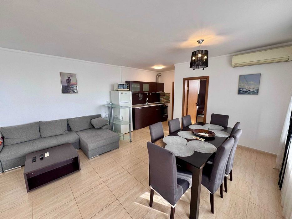 Продава се Четиристаен апартамент в Свети Влас - 130 кв.м за 2292 €/кв.м - Снимка #2