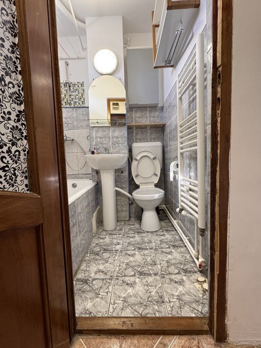 Vând sau Inchiriez Garsoniera Darmanesti
