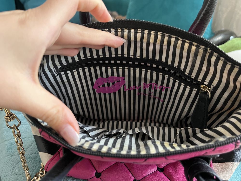 Чанта Luv Betsey