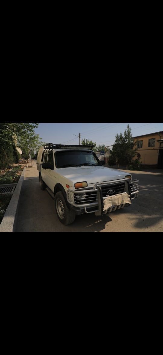 Niva 4x4 Lada Vis Pickup