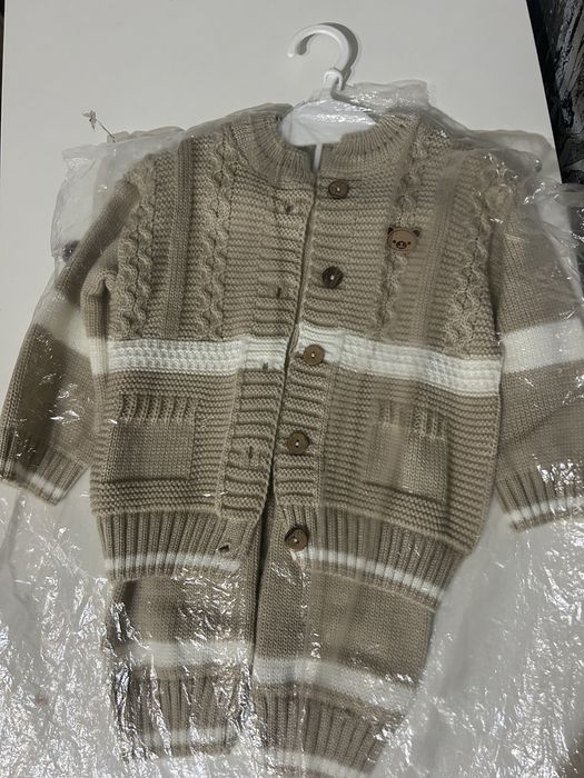 Вязанный костюм для девочек и мальчикам можно