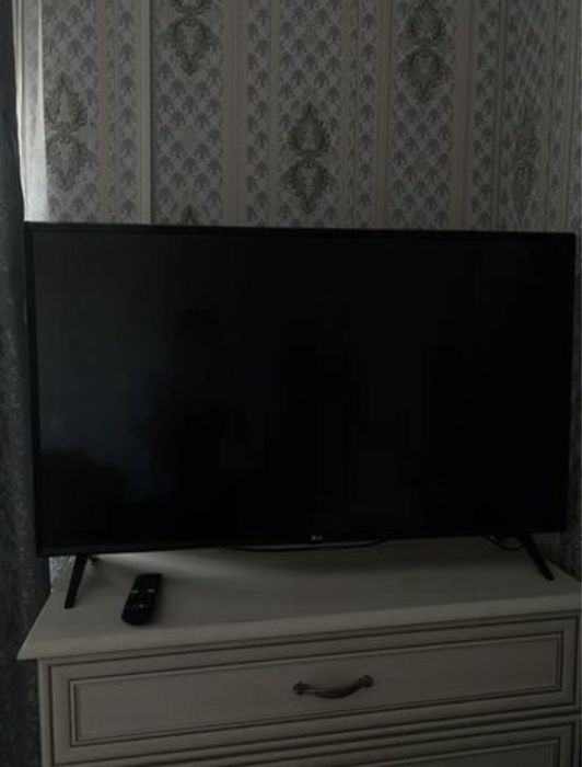 Продам телевизор LG