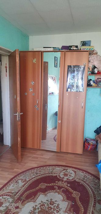 vand apartament cu 3 camere in zona Grigore Haidau
