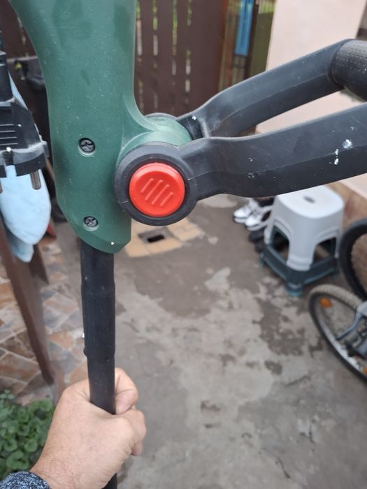 Motocoasa Bosch electrica