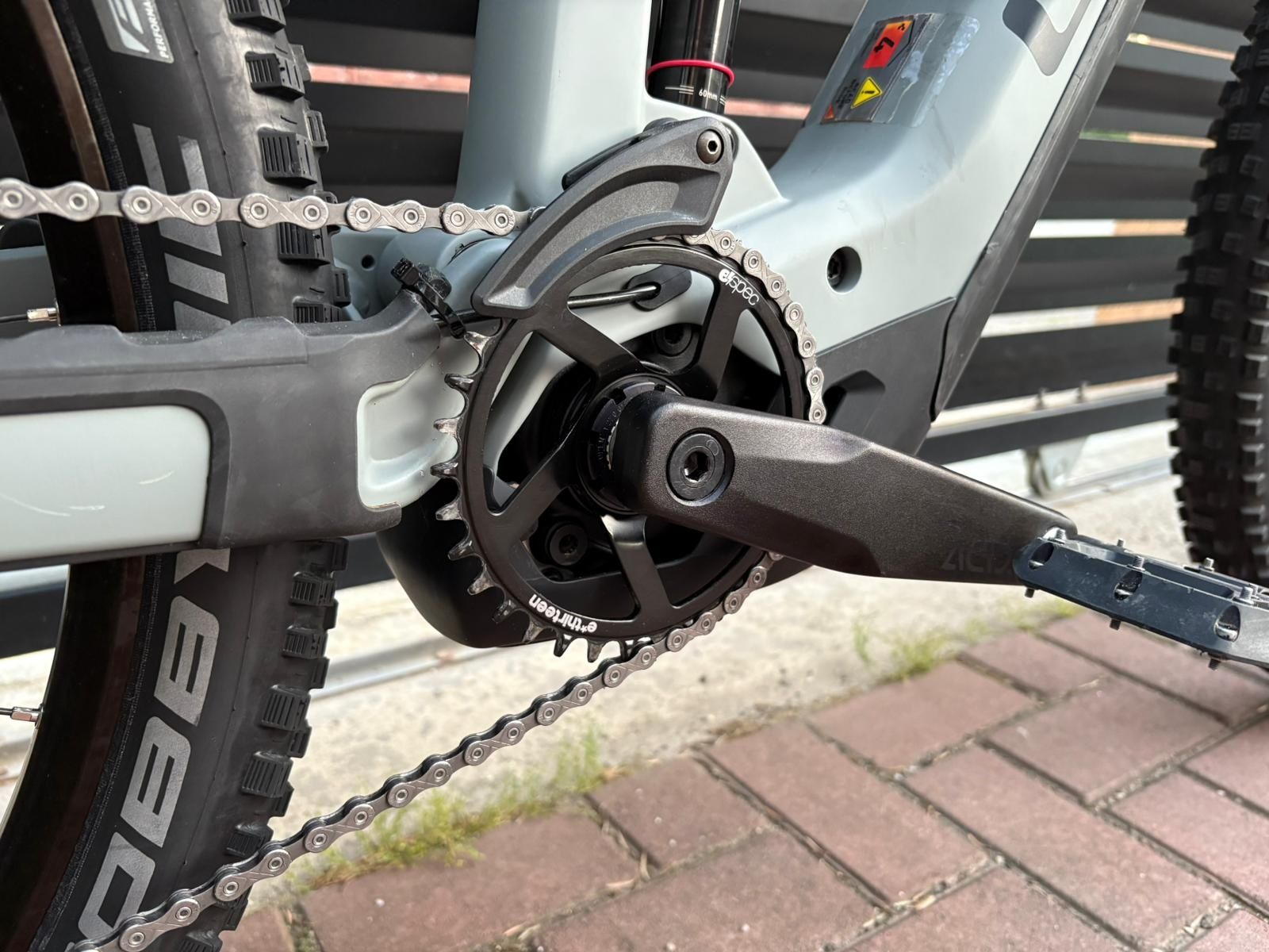 Bicicleta electrica carbon XL full suspension CUBE STEREO Hybrid 140