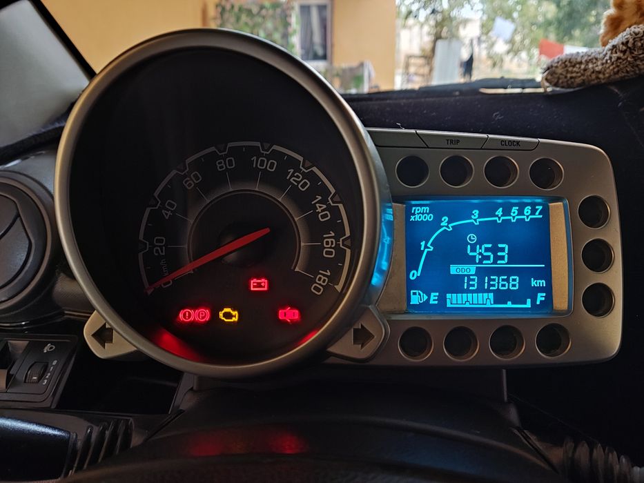 Spark 2012 yil probeg 131368 km benzin holati yaxshi