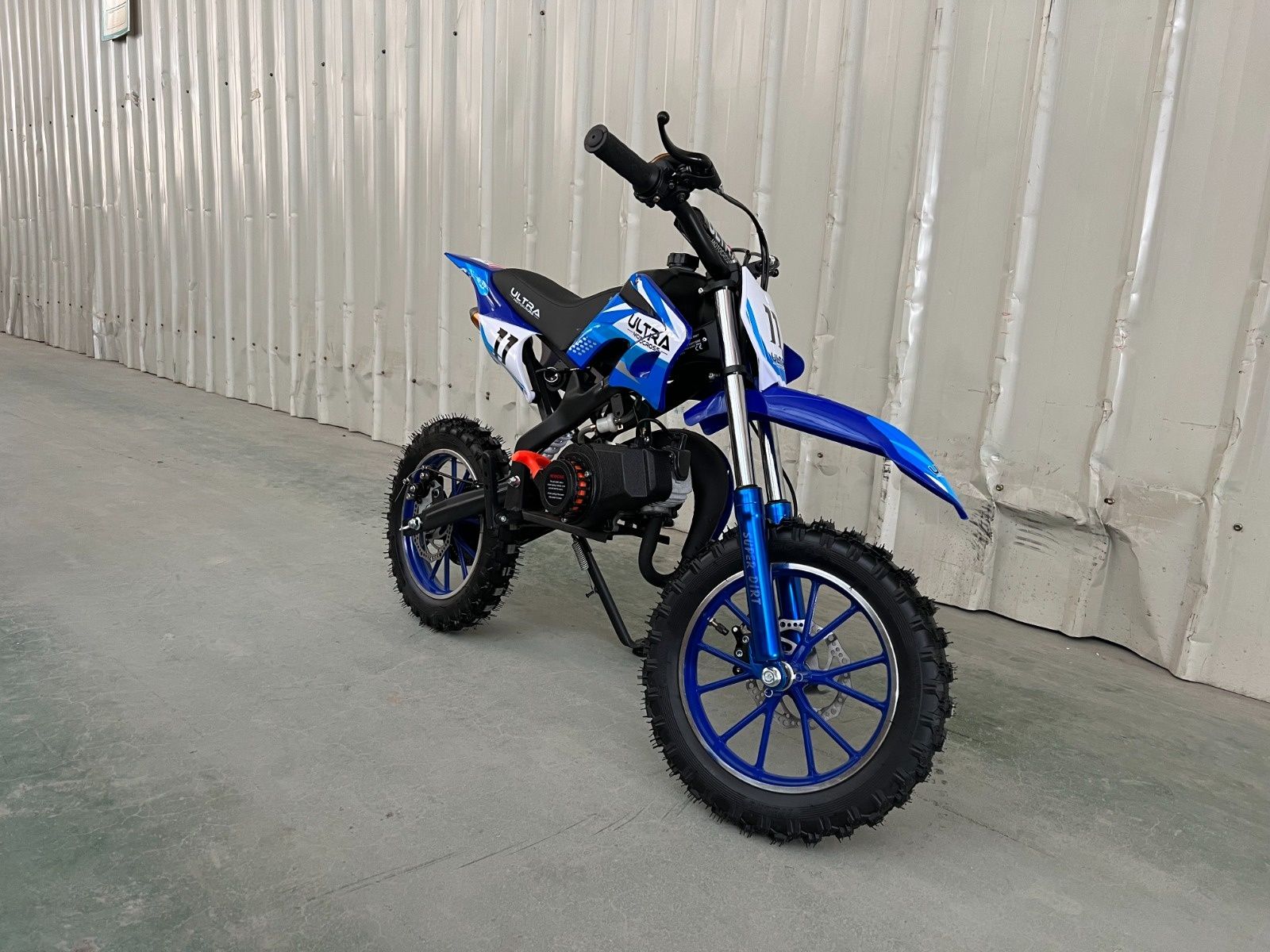 Mini motoreta cross dirt pit pocket bike pe benzina de 49cc in 2 timpi