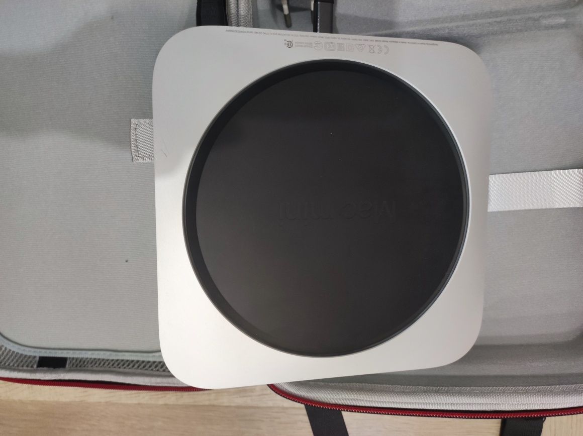 Apple Mac mini M1 ОЗУ 8Гб винт 256Гб. Сумка в подарок