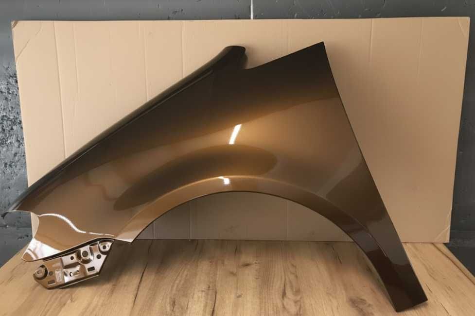 Aripa Fata Stanga VW Touran An 2007-2014 (LA9W (Maro))