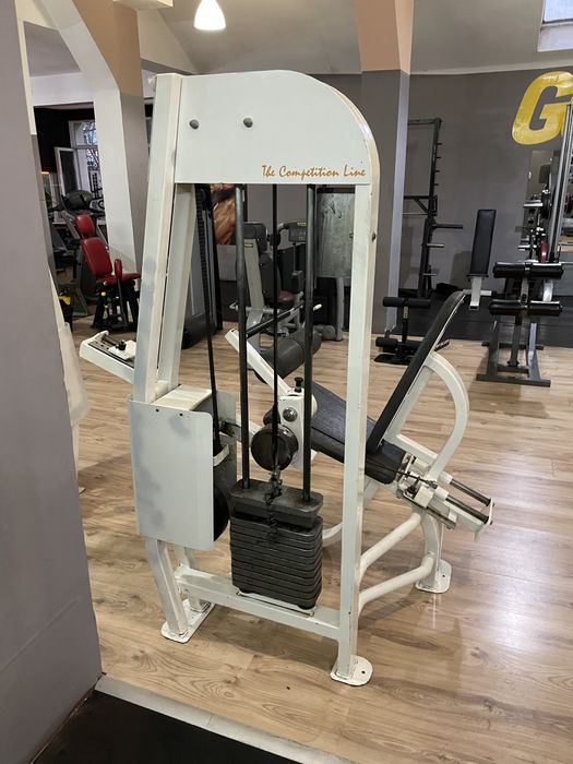 Машина за задно бедро