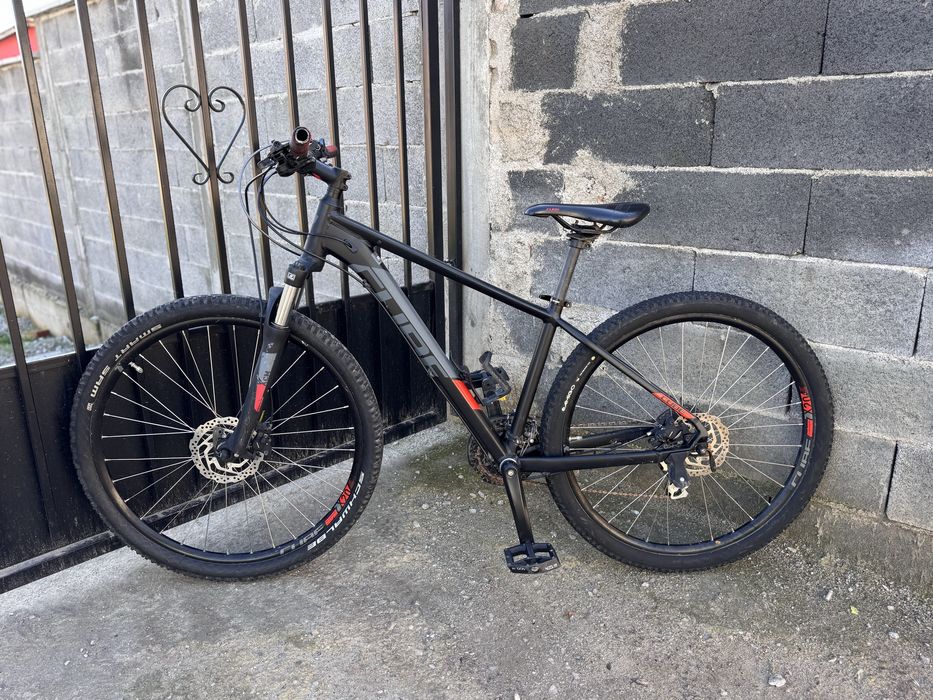 Алуминиев велосипед CUBE AIM 27.5