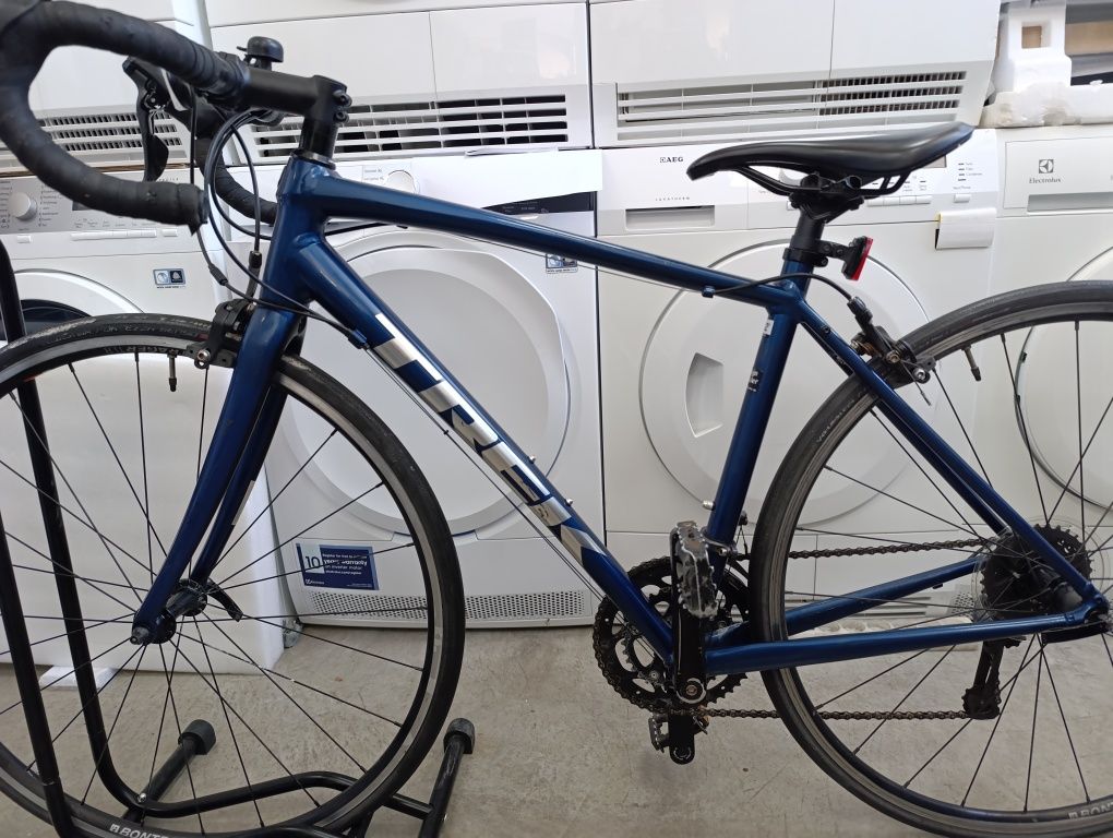 Шосеен велосипед TREK 28цола S /52