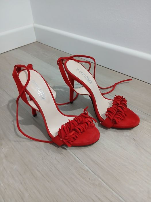 Sandale în stare foarte bună nr 36