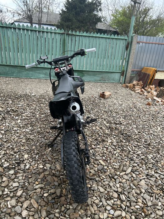 Vand cross astept mesaje!!